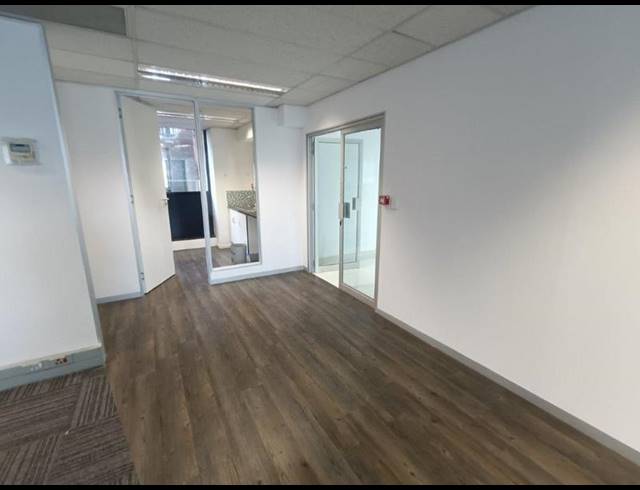 BUSINESS PROPERTY TO RENT IN WELTEVREDEN PARK